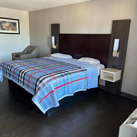 Scottish Inn Augusta Luaran gambar