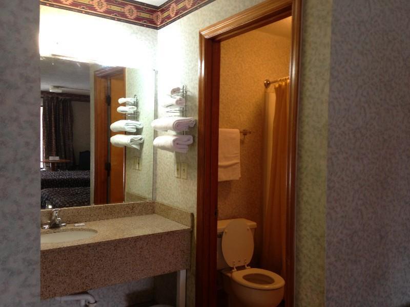 Scottish Inn Augusta Bilik gambar